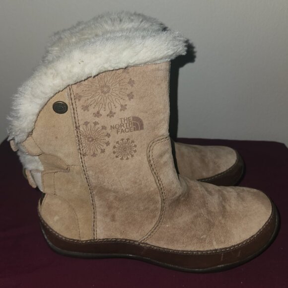 North Face Winter Boots - Picture 7 of 9